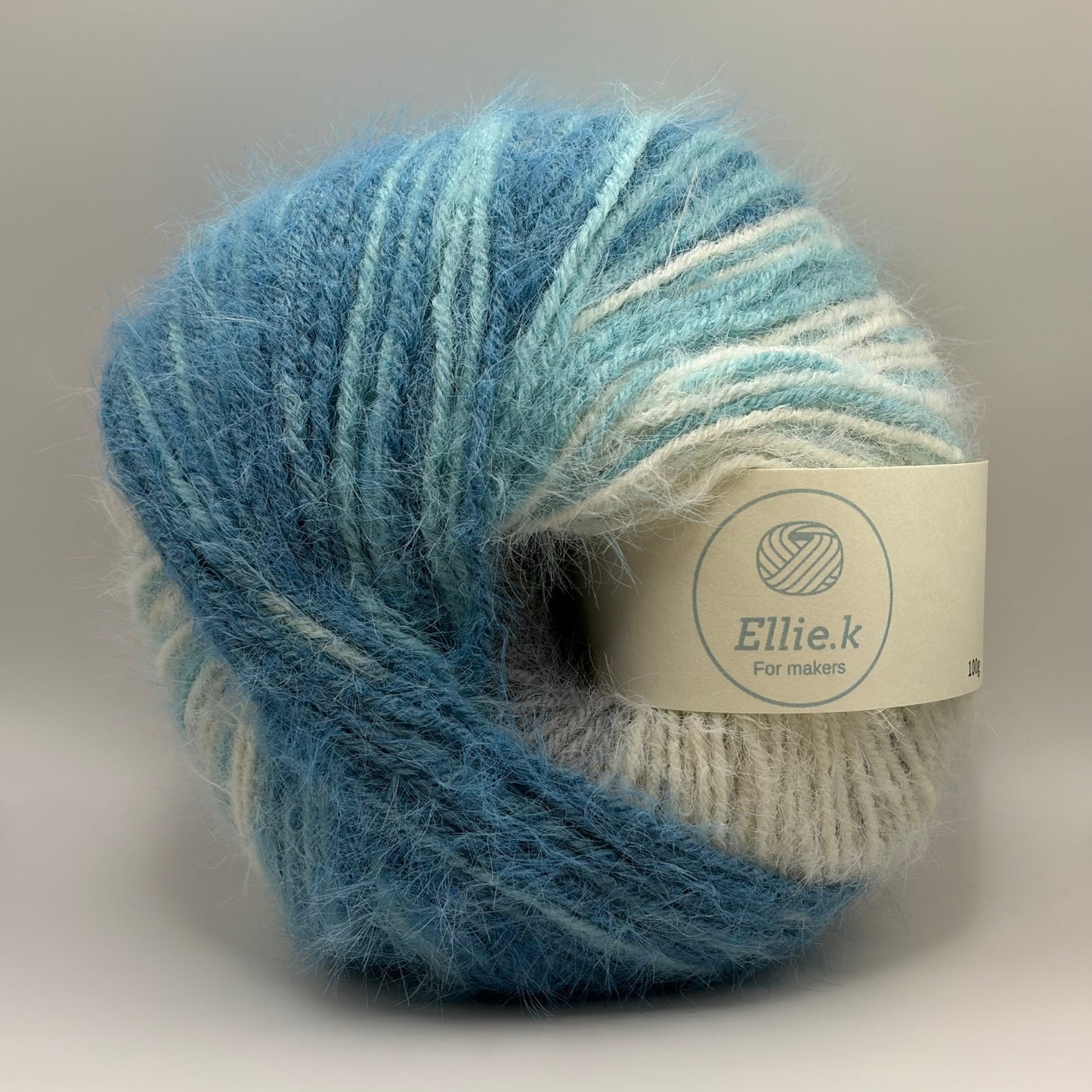 Gradient fluff yarn - Ellie.k