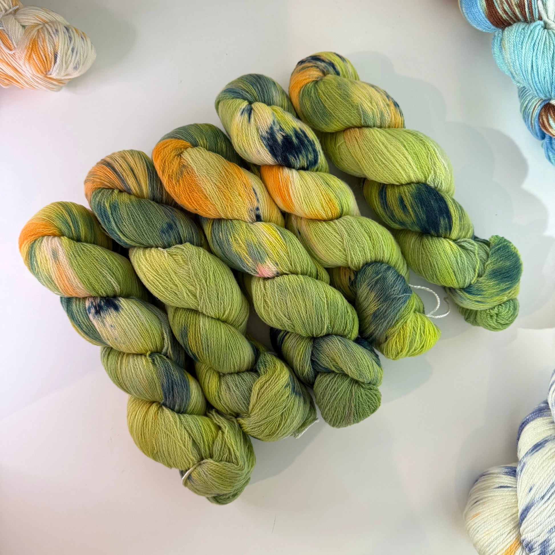 Hand-dyed: cashmere wool blend - Ellie.k