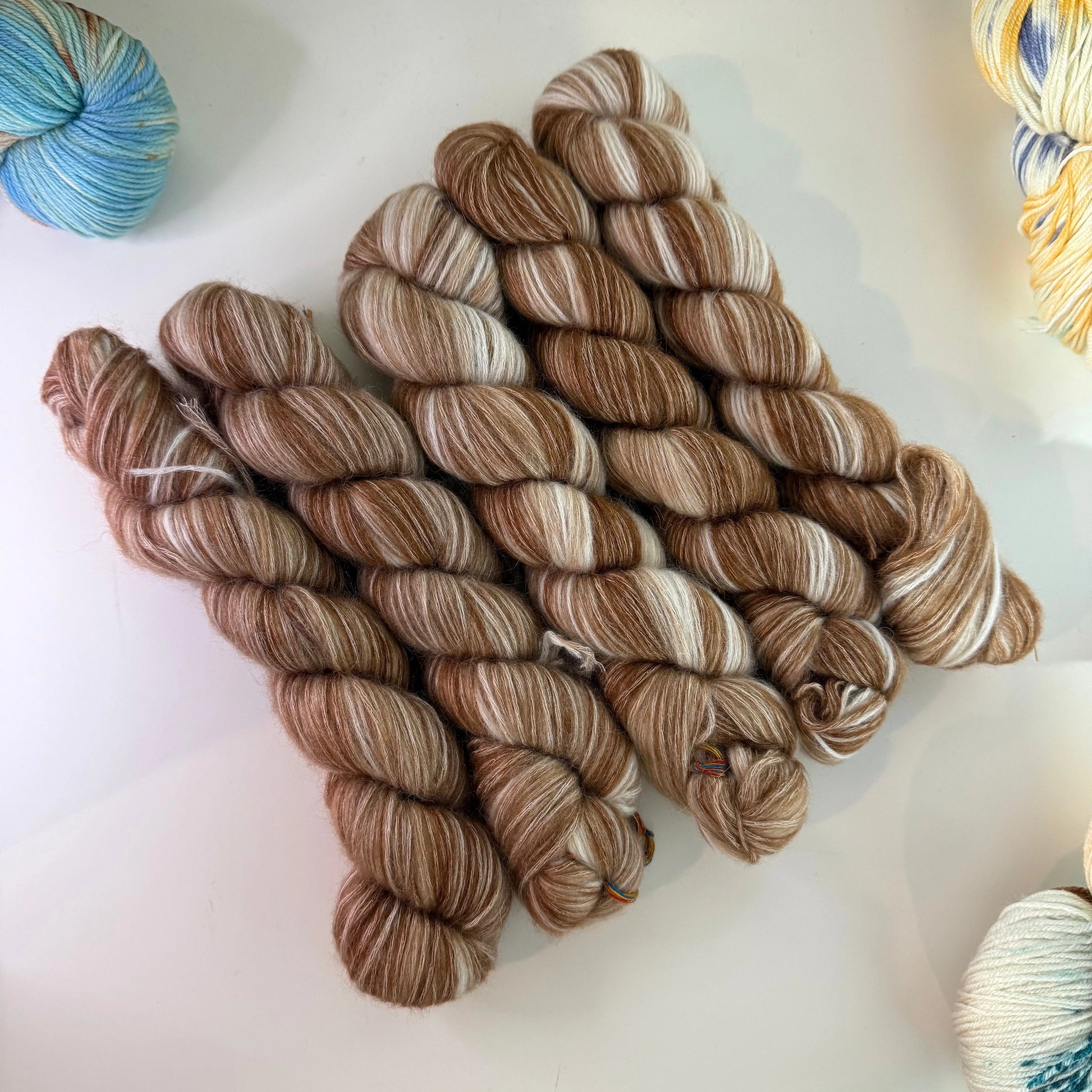 Hand dyed: Wool/cashmere/modal blend - Ellie.k