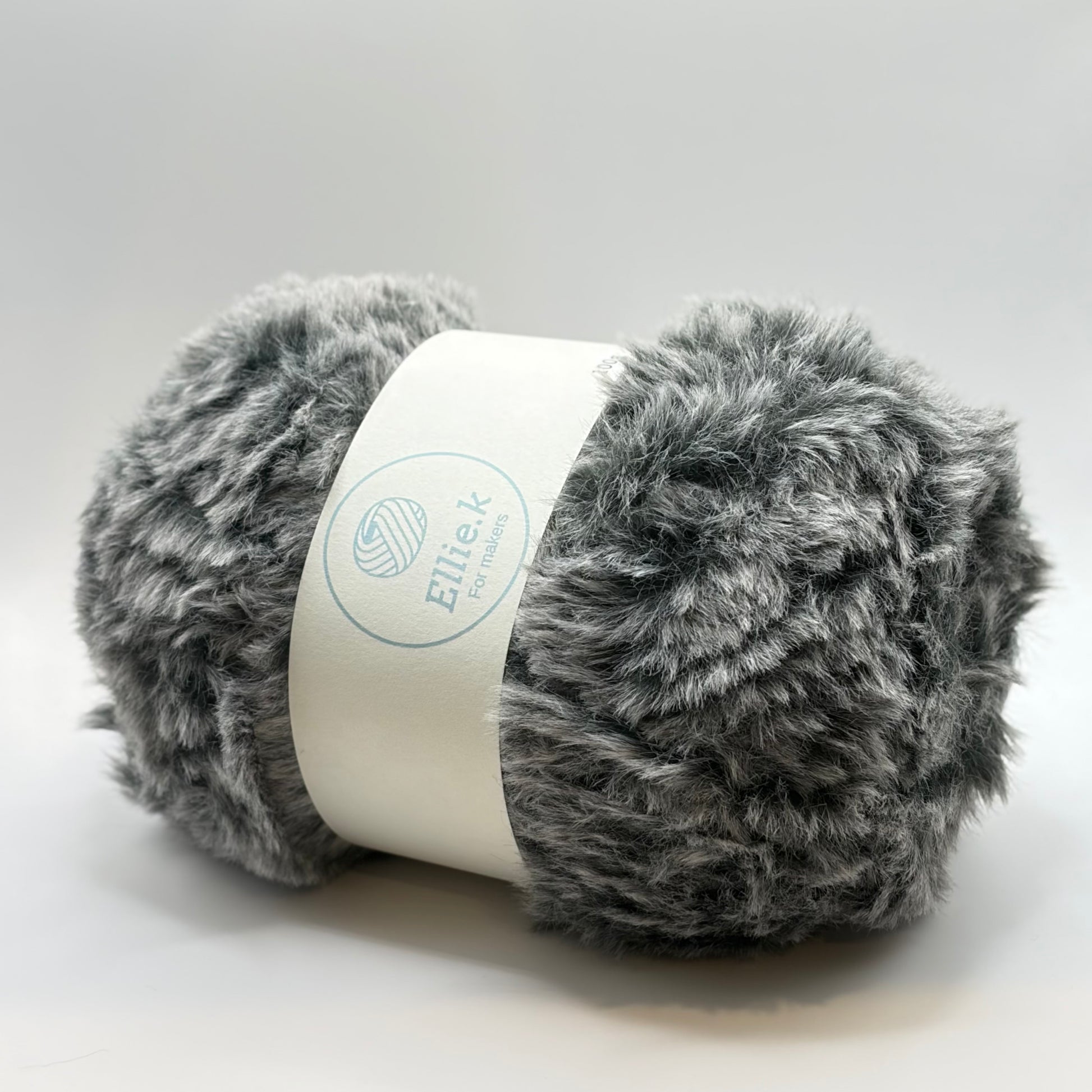 Faux Fur Yarn - Ellie.k