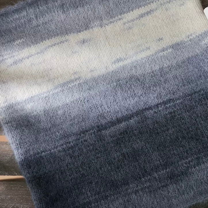 Gradient fluff yarn - Ellie.k