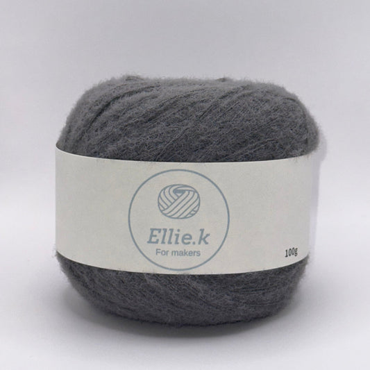 Marshmallow yarn - Ellie.k