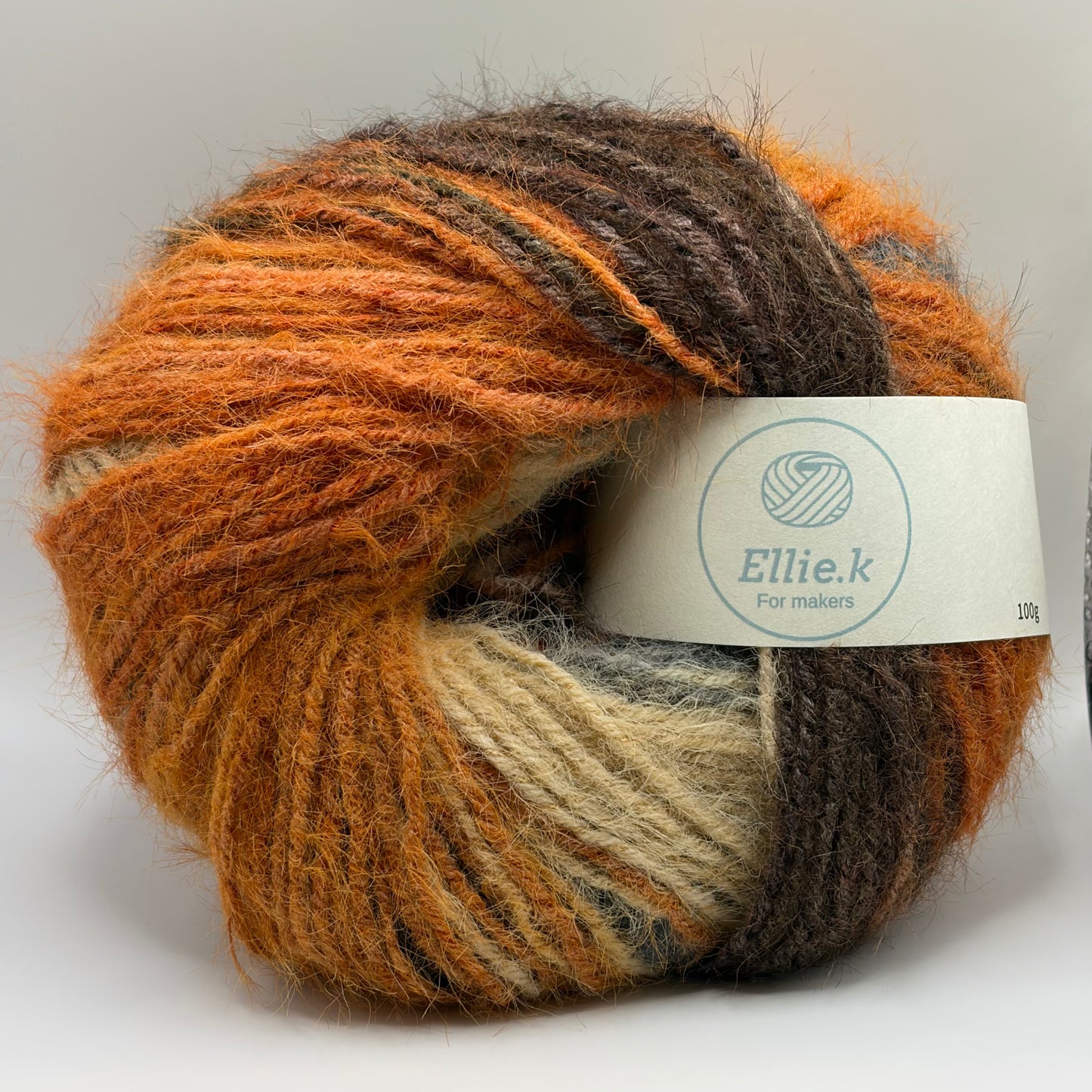 Gradient fluff yarn