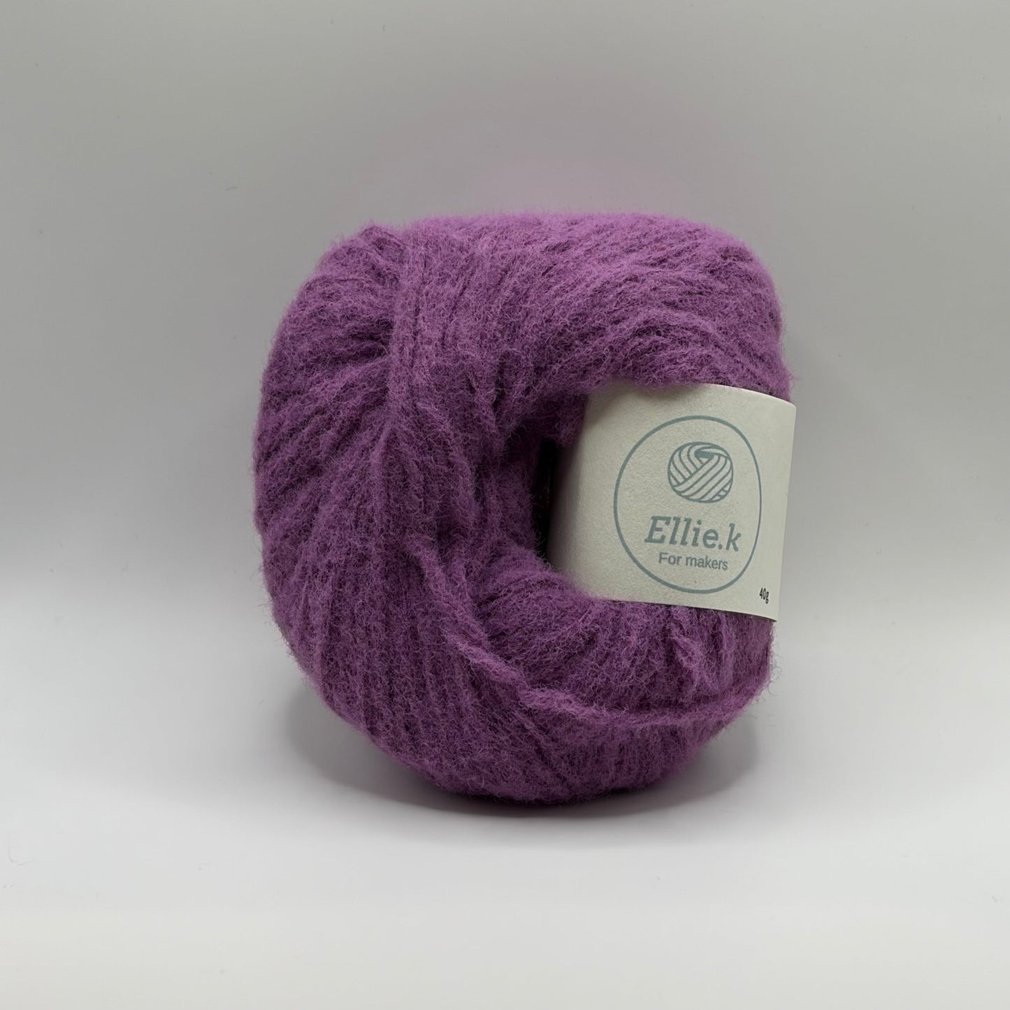 Marshmellow yarn - Ellie.k