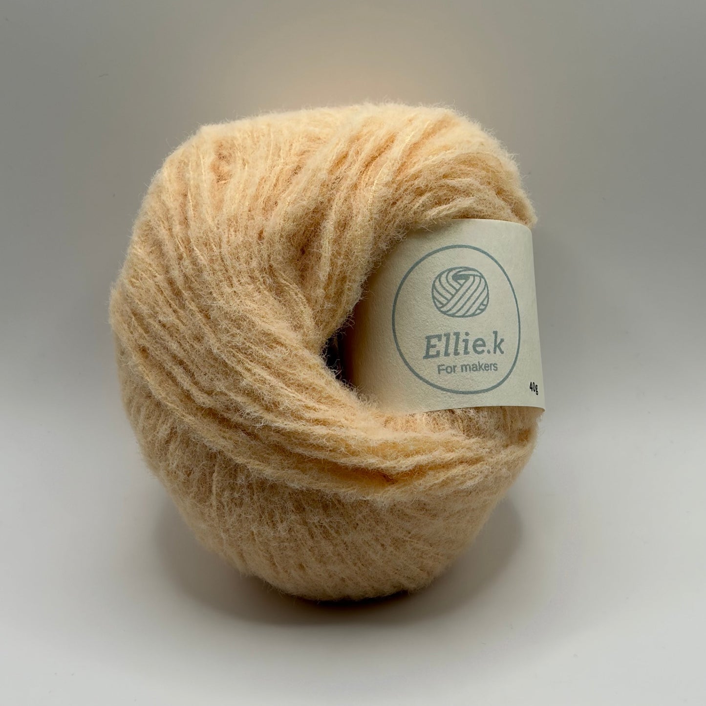 Marshmellow yarn - Ellie.k