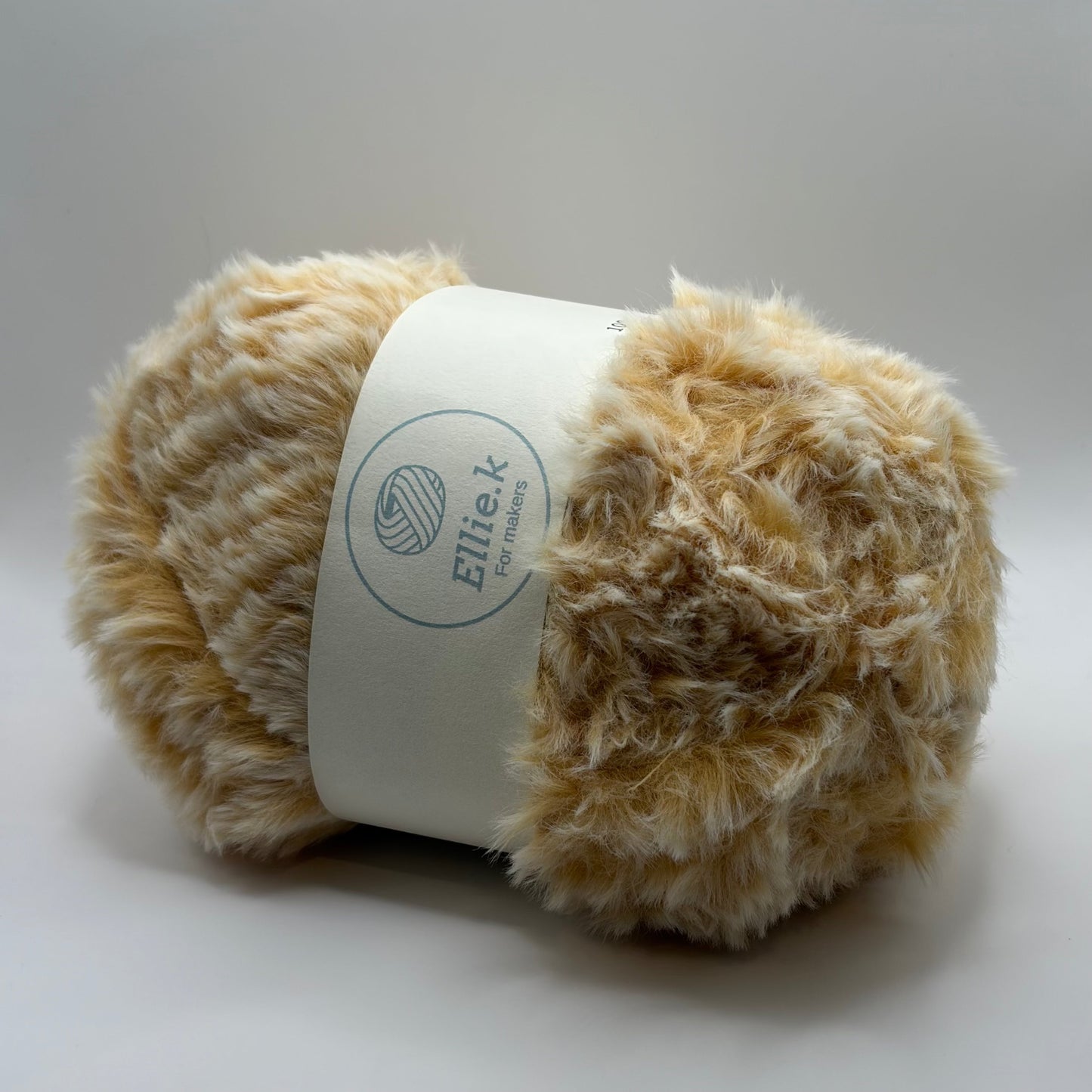 Faux Fur Yarn - Ellie.k